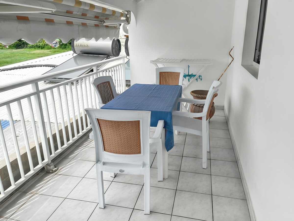 Appartement 4 pers. au Moule avec jardin privé clôturé - Photo 3