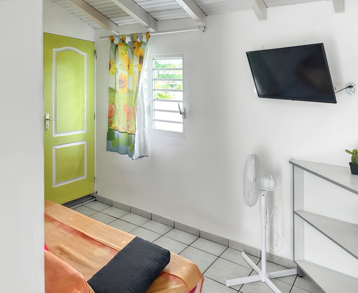 Appartement 4 pers. au Moule avec jardin privé clôturé - Photo 6
