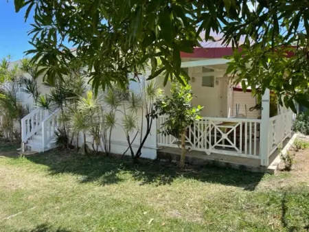 Villa avec piscine privée 3x3 m et jardin clos au Vauclin, 4 ch. : photo 4