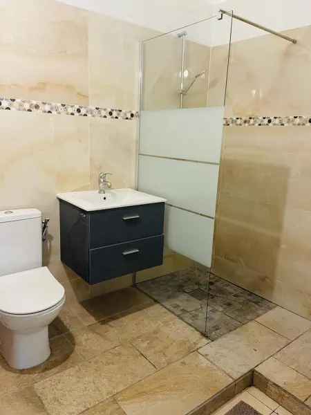 Villa avec piscine privée 3x3 m et jardin clos au Vauclin, 4 ch. : photo 7