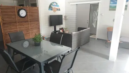 Appartement 2 chambres avec piscine partagée à Rivière-Pilote : photo 2