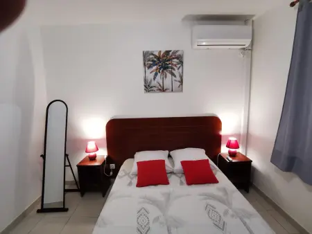 Appartement 85 m² avec jardin et vue montagne aux Trois-Îlets : photo 22