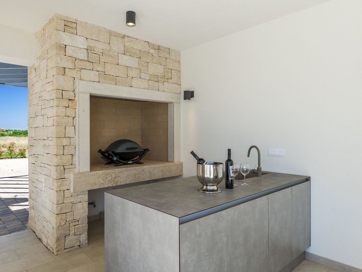 Villa Bella & Chiara à Novigrad : 20 pers, 2 piscines - Photo 12