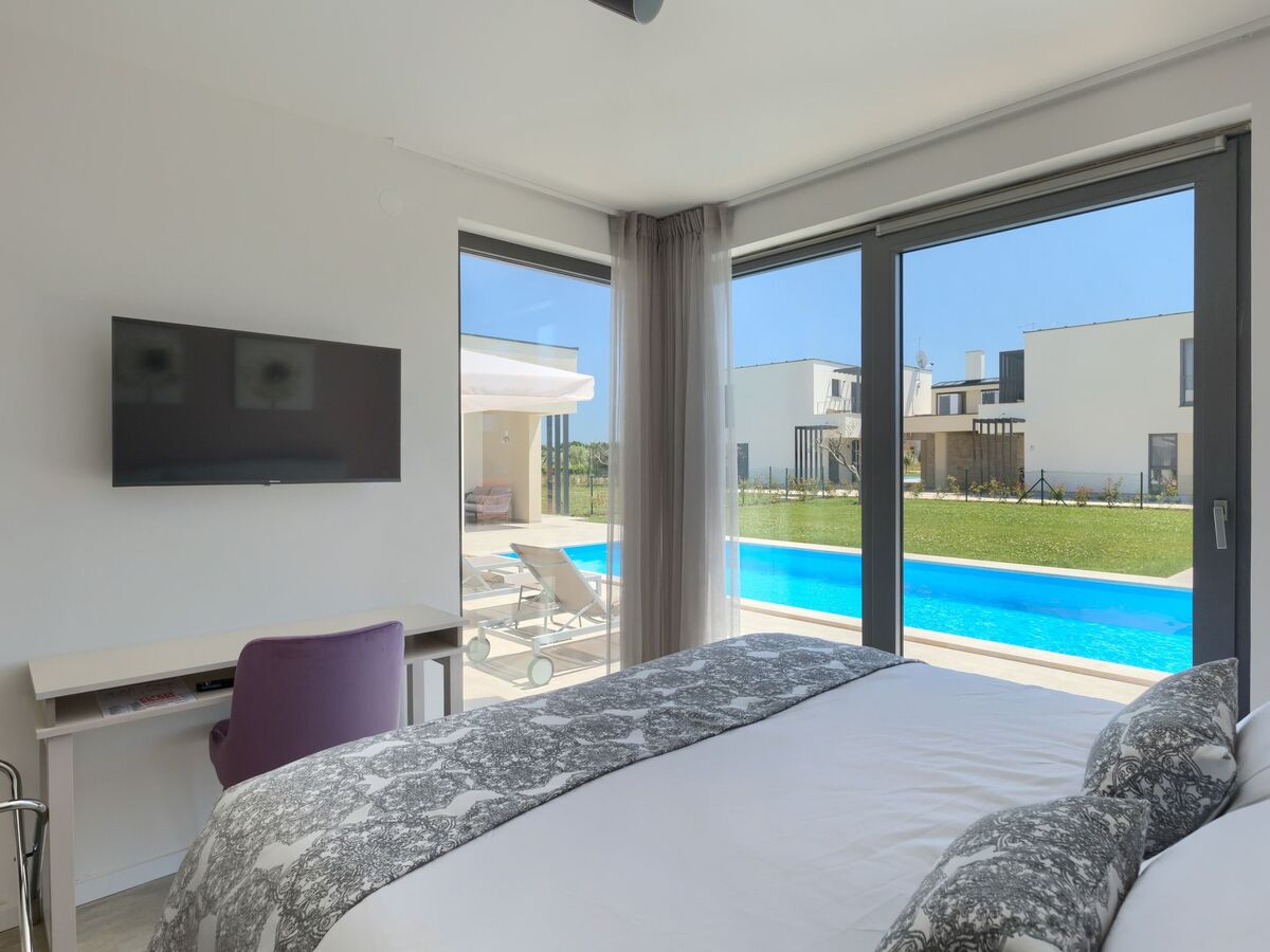 Villa Bella & Chiara à Novigrad : 20 pers, 2 piscines - Photo 22