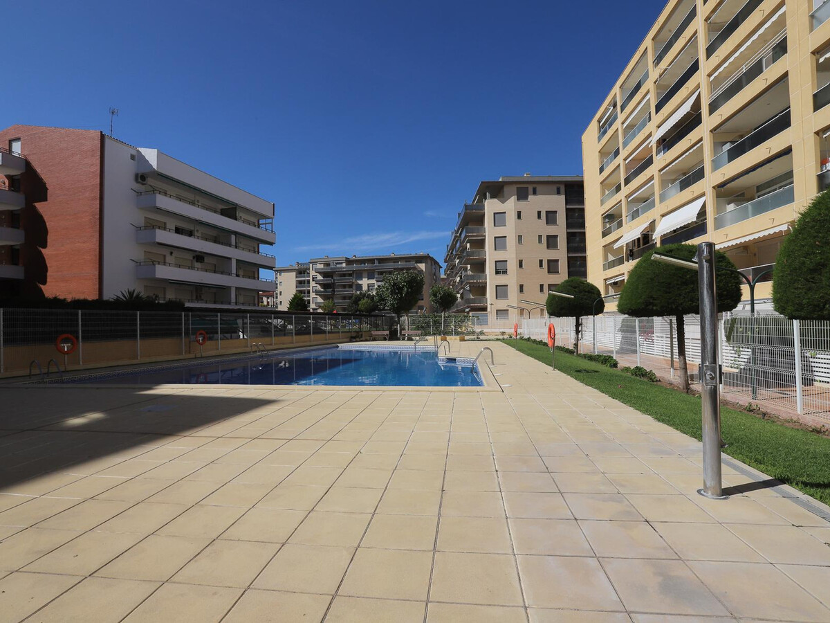 Appartement 1 chambre avec terrasse, piscine et plage à 400m - Photo 17