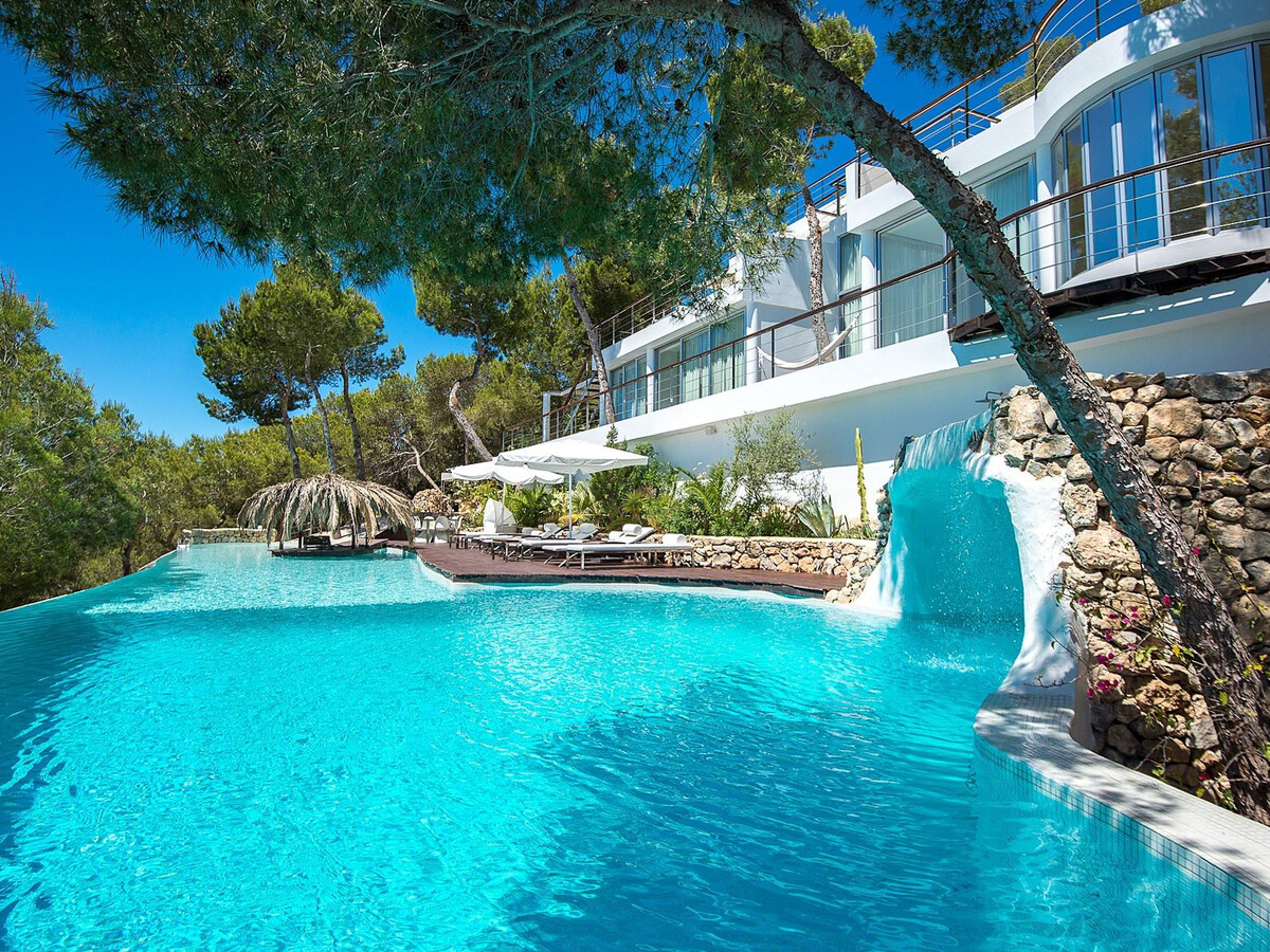 Villa Roca Ibiza : 8 suites, piscine 32m, équipe VIP incluse - Photo 2