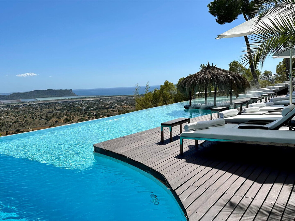Villa Roca Ibiza : 8 suites, piscine 32m, équipe VIP incluse - Photo 6