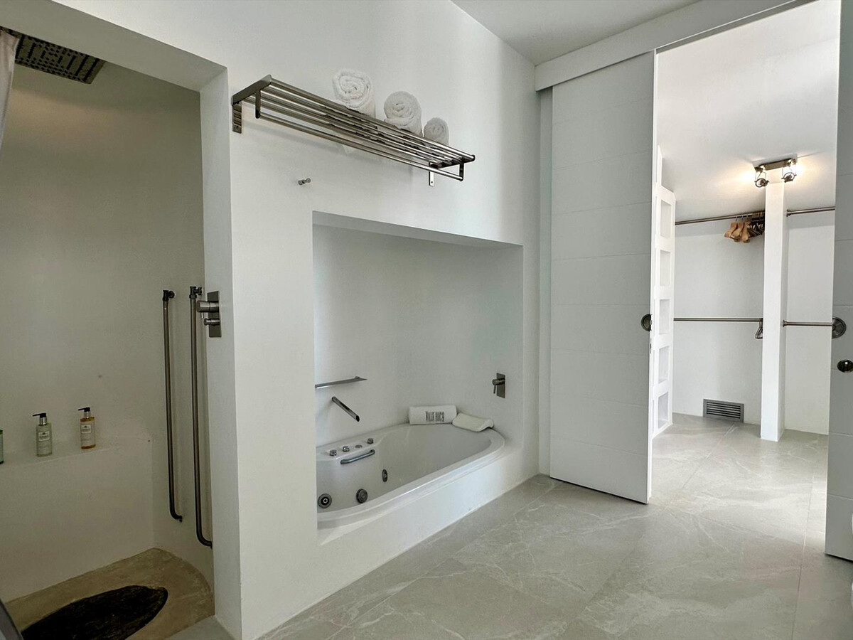 Villa Roca Ibiza : 8 suites, piscine 32m, équipe VIP incluse - Photo 33