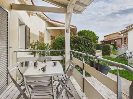 Location maison à Marseillan Plage, Charmante maison avec climatisation, parking et terrasse à Marseillan-Plage