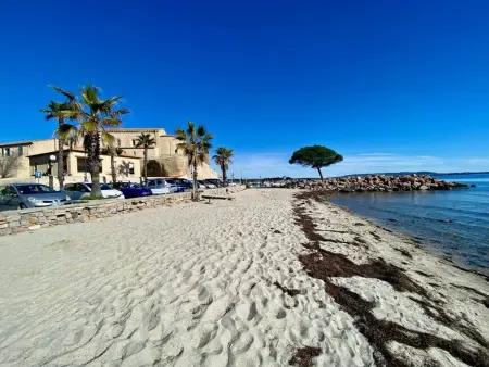 Location maison à Mèze, Villa 3*** pour 8 pers., vue sur létang de Thau, jardin et parking