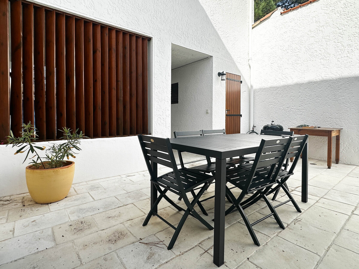 Villa rénovée 6 pers. à La Palmyre, patio et barbecue - Photo 2