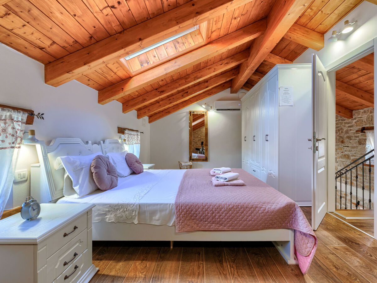 Maison Darel à Vižinada, 3 chambres, jacuzzi - Photo 28