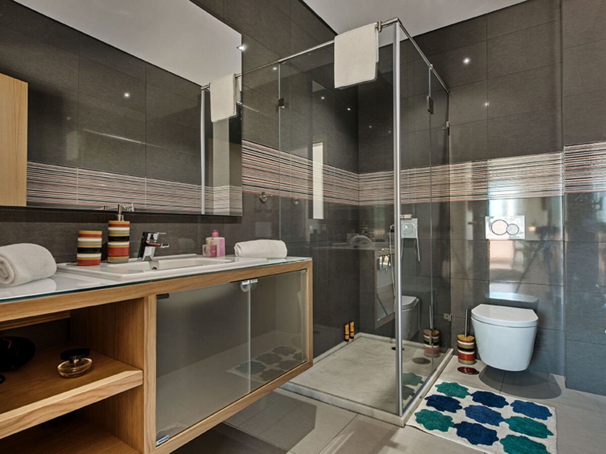 Villa V8 Bastos - 7 chambres, piscine privée à Albufeira - Photo 14