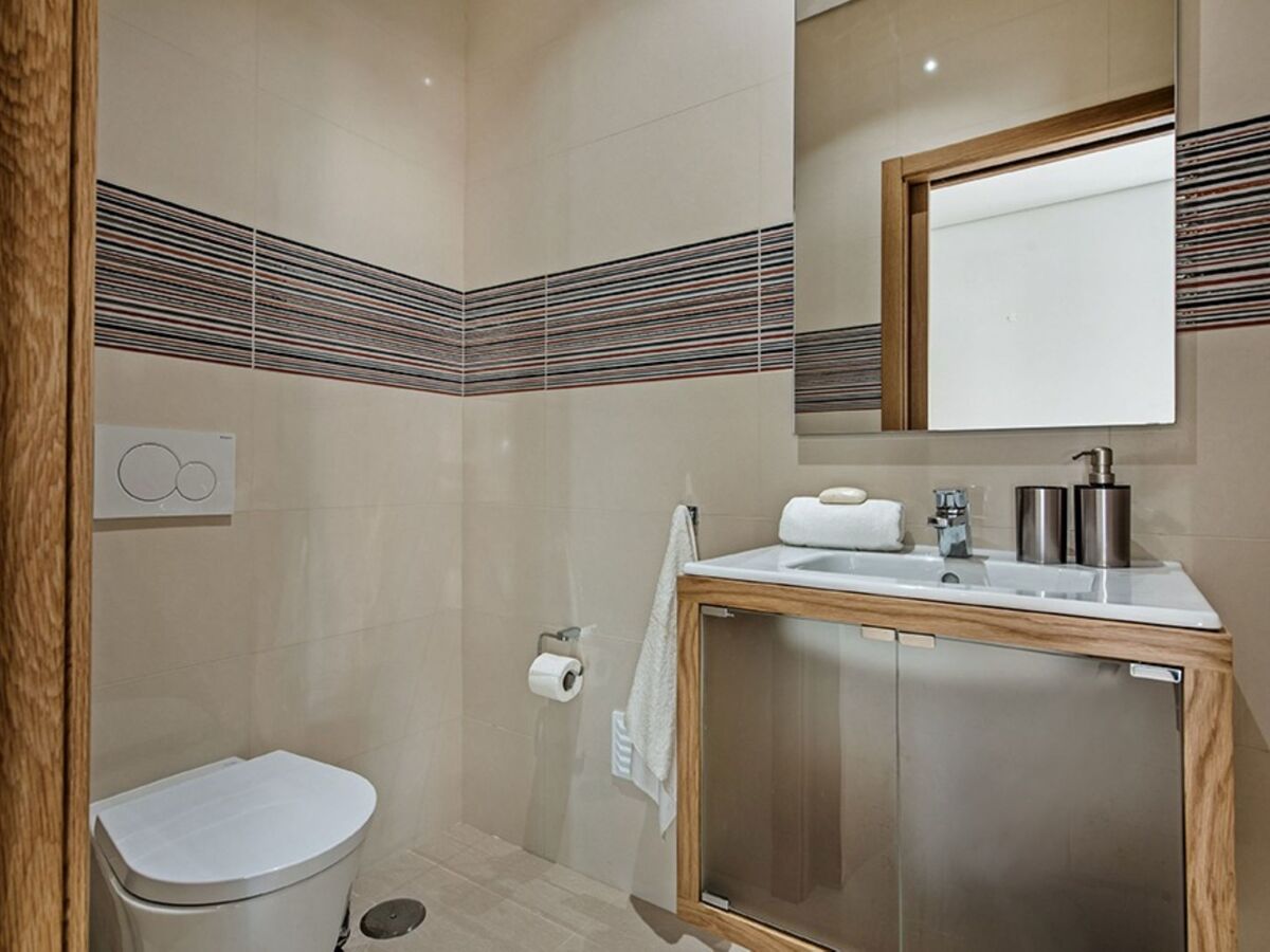 Villa V8 Bastos - 7 chambres, piscine privée à Albufeira - Photo 21