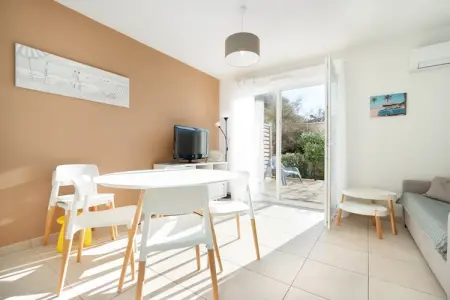 Location villa à Sérignan, Séjour élégant au bord de la mer à Sérignan