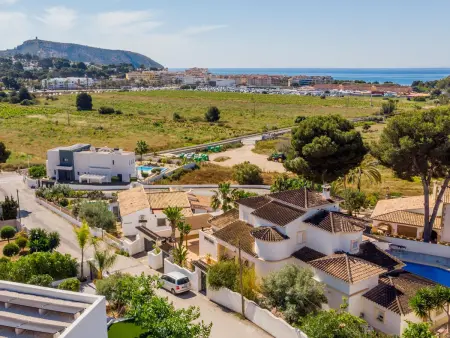 Villa 3 chambres avec piscine privée à Moraira, 1 km plage : photo 2