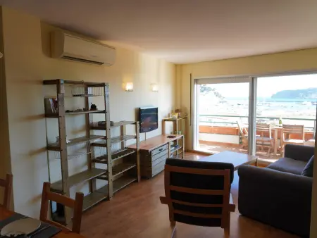 Appartement 4 pers. terrasse 20 m², vue mer et piscine : photo 14