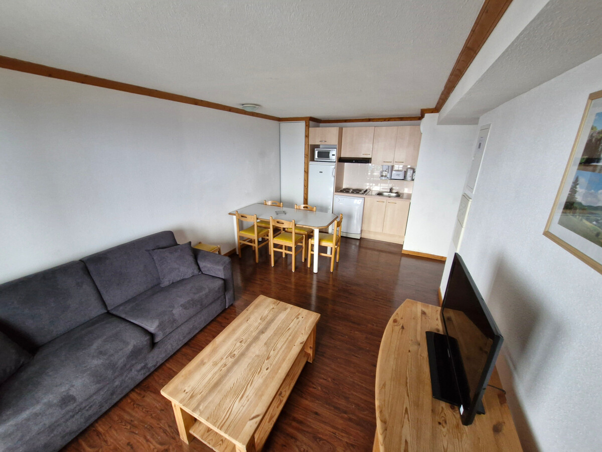 Appartement 6 personnes Super Besse, terrasse vue Cantal - Photo 2
