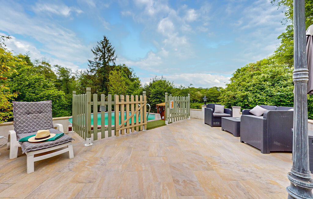Appartement avec piscine privée à Magnac Laval - Photo 1