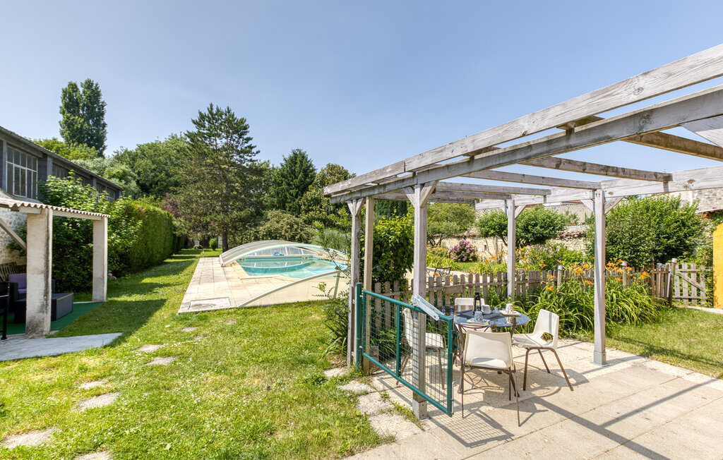 Maison avec piscine à Saint-Jean-d'Angély - Photo 2