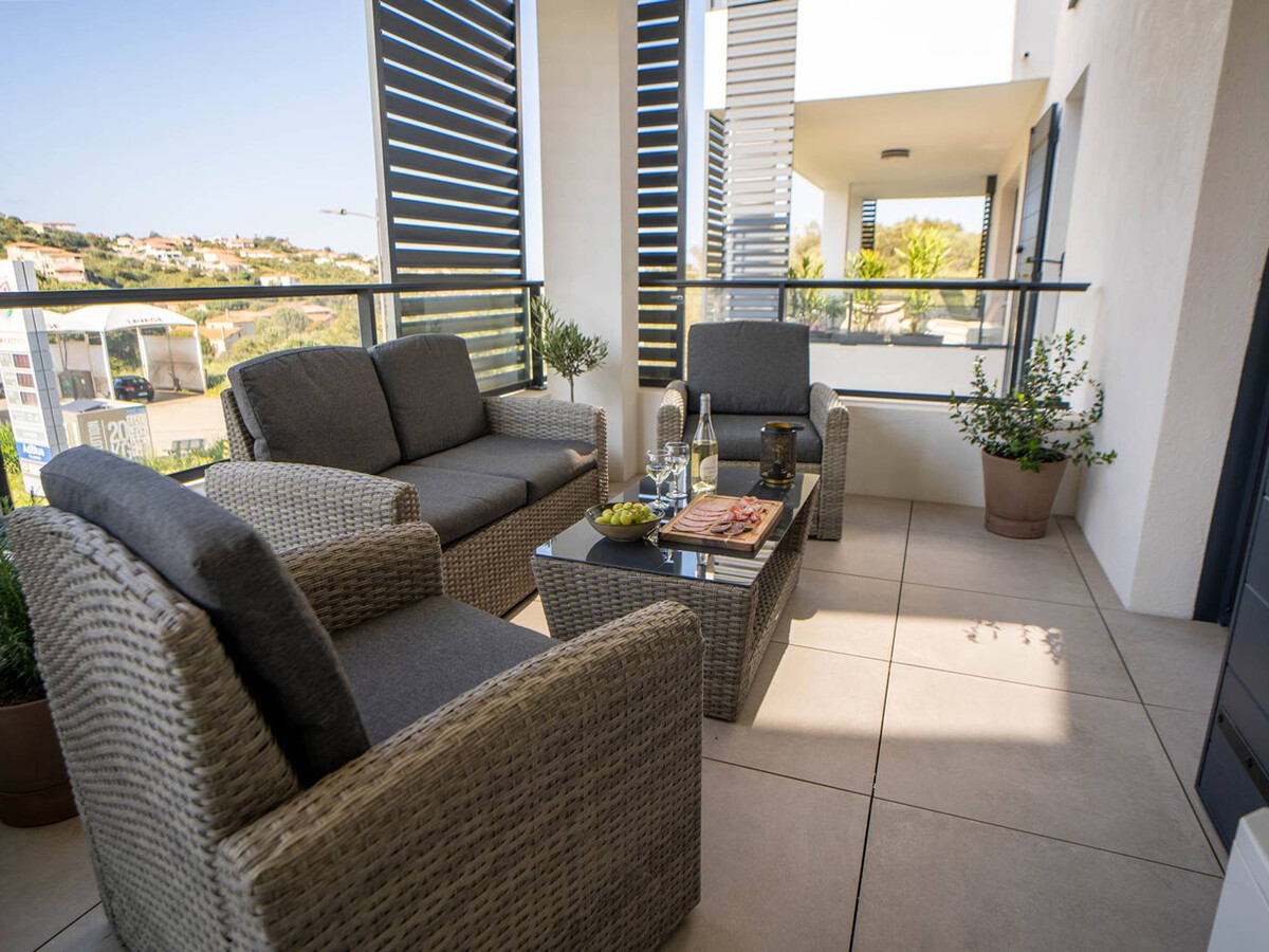 T2 avec terrasse à Propriano, résidence sécurisée - Photo 2