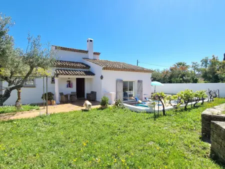 Maison climatisée avec grand jardin, proche plage et commerces - Photo 1