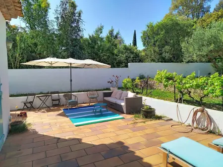 Maison climatisée avec grand jardin, proche plage et commerces - Photo 4
