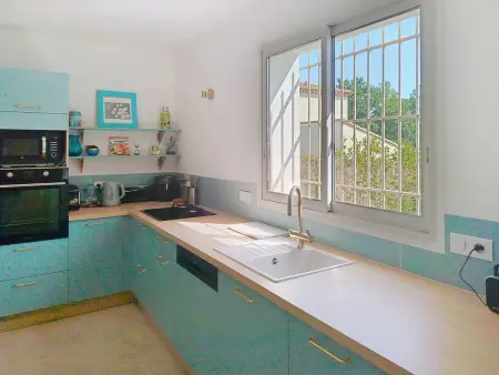 Maison climatisée avec grand jardin, proche plage et commerces - Photo 8