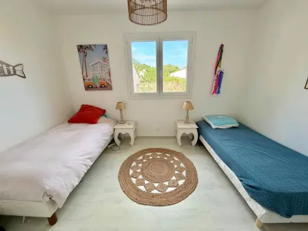 Maison climatisée avec grand jardin, proche plage et commerces - Photo 15