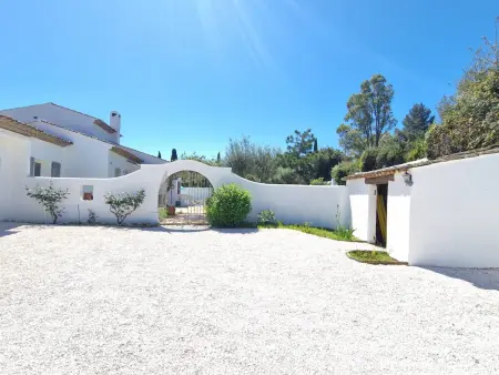Maison climatisée avec grand jardin, proche plage et commerces - Photo 22