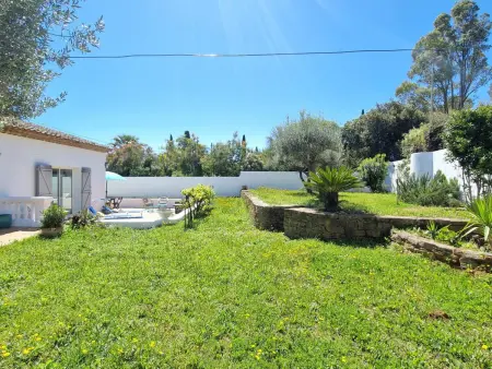 Maison climatisée avec grand jardin, proche plage et commerces - Photo 24