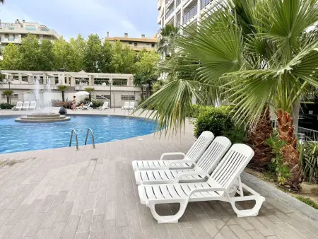 Location appartement à Salou, Appartement climatisé avec piscine à Salou, proche plage et Port Aventura