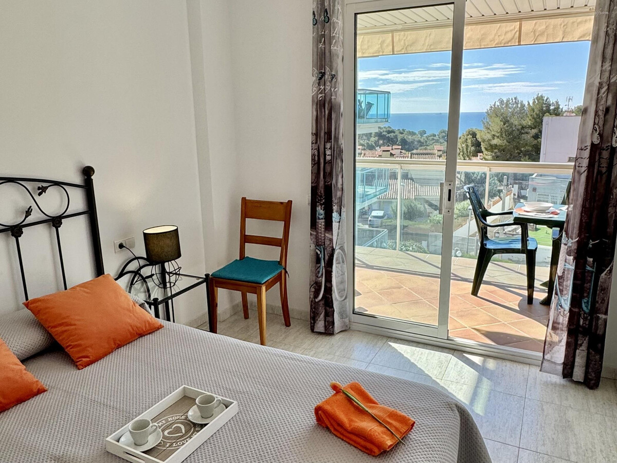 Appartement face à Cala Crancs, 1 min plage, 2 ch, parking - Photo 14