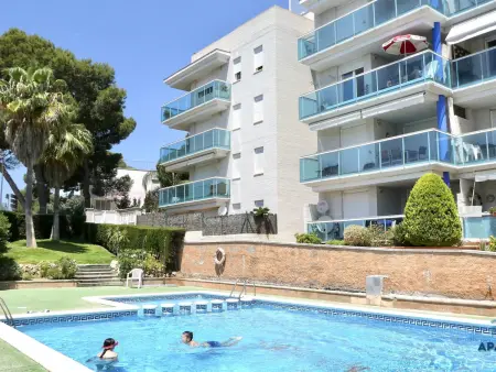 Location appartement à Salou, Bel appartement familial à Salou à 1 min de la plage avec terrasse et parking privé