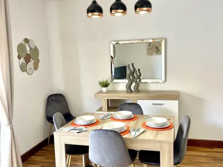 Location appartement à La Pineda, Bel appartement climatisé à La Pineda proche plage avec Wifi