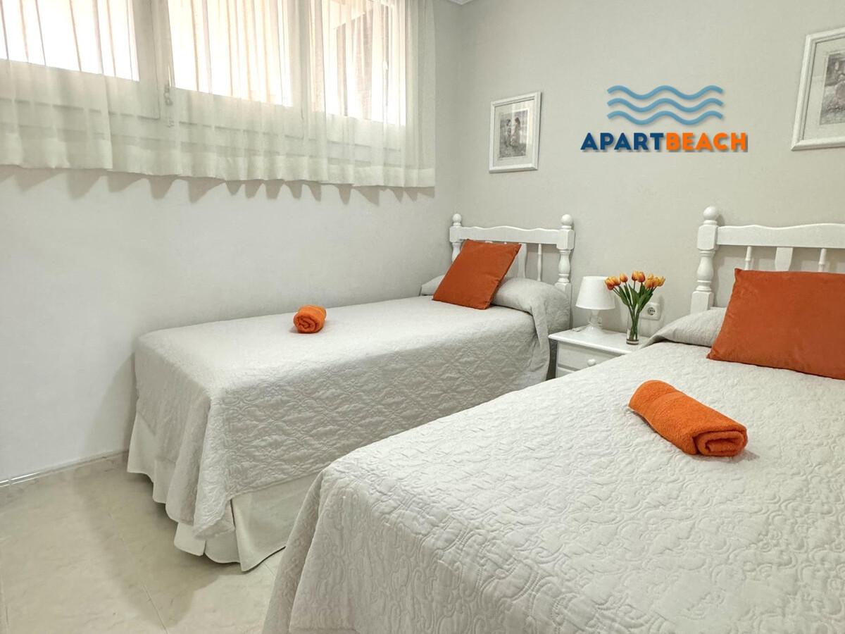 Appartement 3 chambres, piscine et terrasse mer à Salou - Photo 4