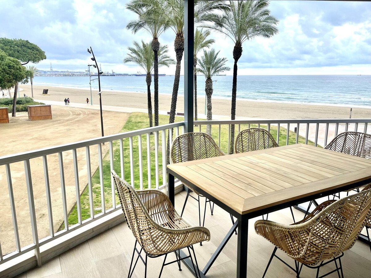 Appartement 3 chambres front de mer à La Pineda - Photo 1