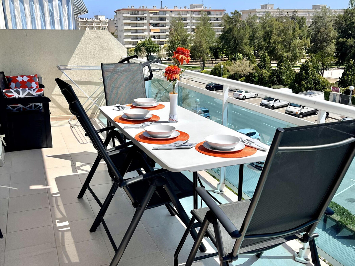 Appartement 4 pers. avec terrasse vue PortAventura à La Pineda - Photo 9