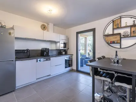 Foce Dell Edera – Apt 3 pièces moderne, terrasse 28 m² : photo 5