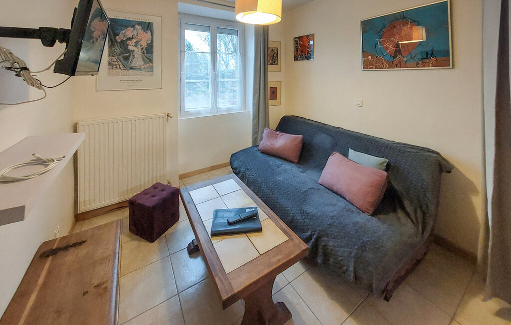 Maison pierre 19e siècle avec jardin à Touvois - Photo 3