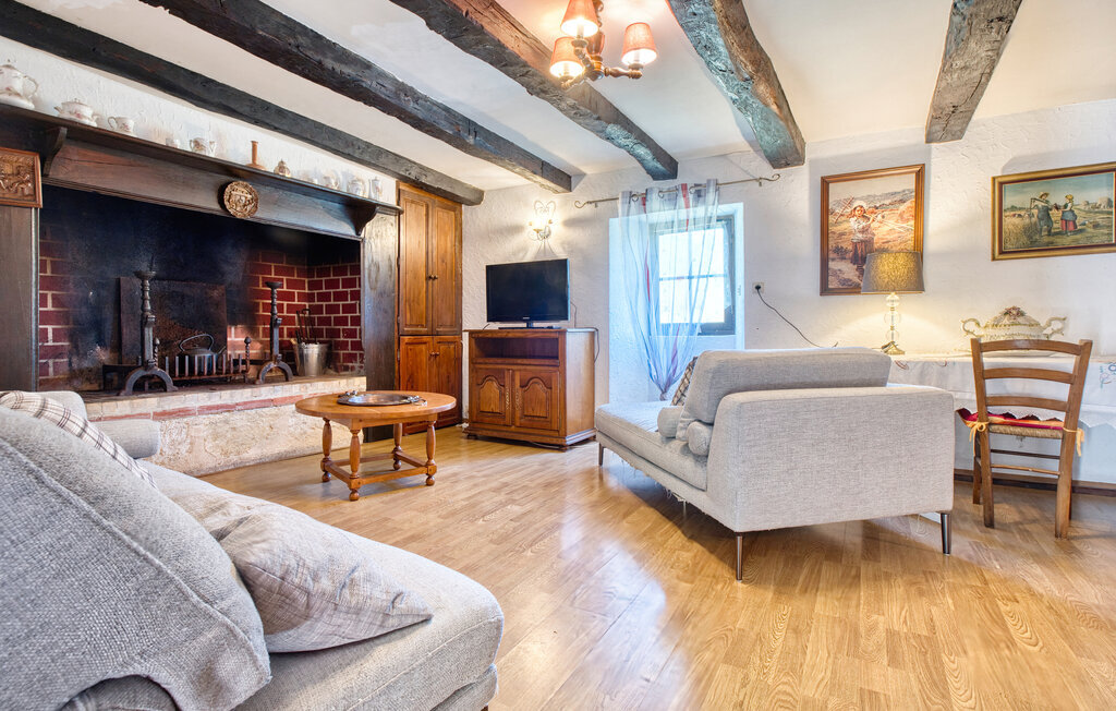Maison 18e siècle avec piscine à Plazac - Photo 4