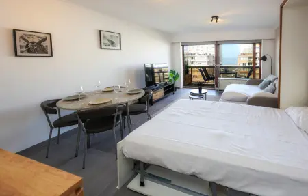 Studio vue mer avec balcon à Ostende, à 100 m de la plage : photo 4
