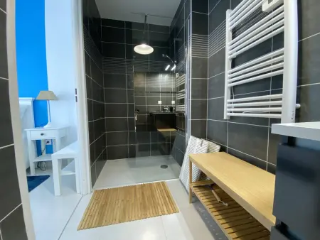 T2 Royan 40m² balcon, parking, 250m plage : photo 17