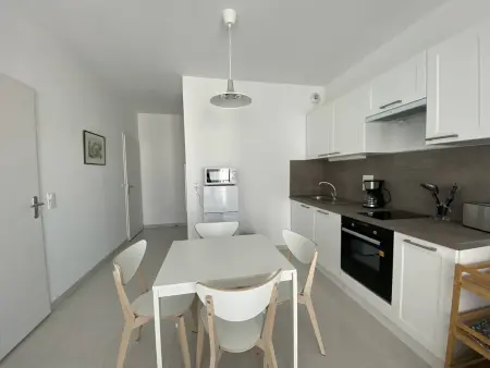T2 Royan 40m² balcon, parking, 250m plage : photo 21
