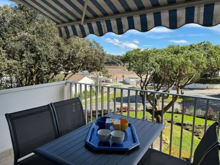 Location appartement à Saint Palais sur Mer, Studio moderne 2* avec balcon, centre St Palais, parking sécurisé