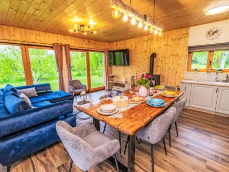 Maison Mirjam à Gospić, 7 personnes, jacuzzi : photo 3