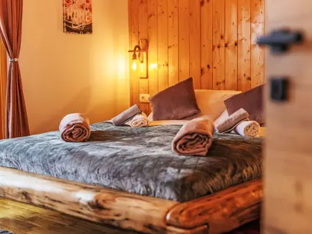Maison Mirjam à Gospić, 7 personnes, jacuzzi : photo 4