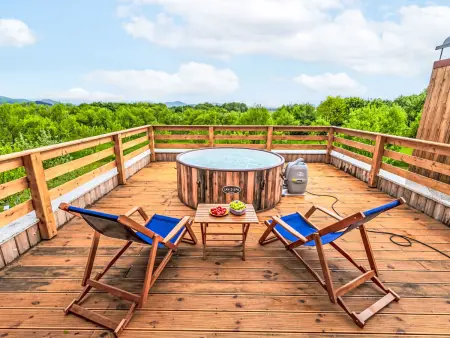 Maison Mirjam à Gospić, 7 personnes, jacuzzi : photo 10