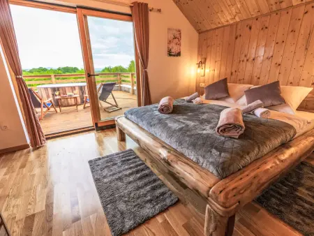 Maison Mirjam à Gospić, 7 personnes, jacuzzi : photo 12