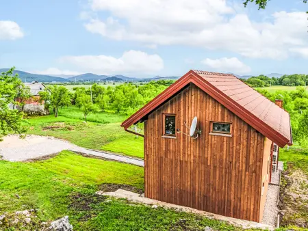 Maison Mirjam à Gospić, 7 personnes, jacuzzi : photo 24